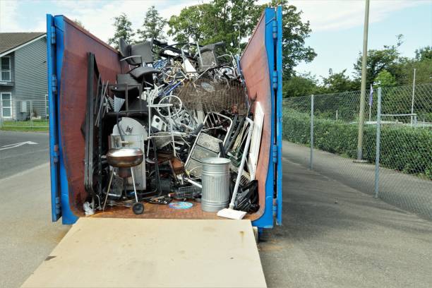 Best Trash Removal Near Me  in Le Mars, IA